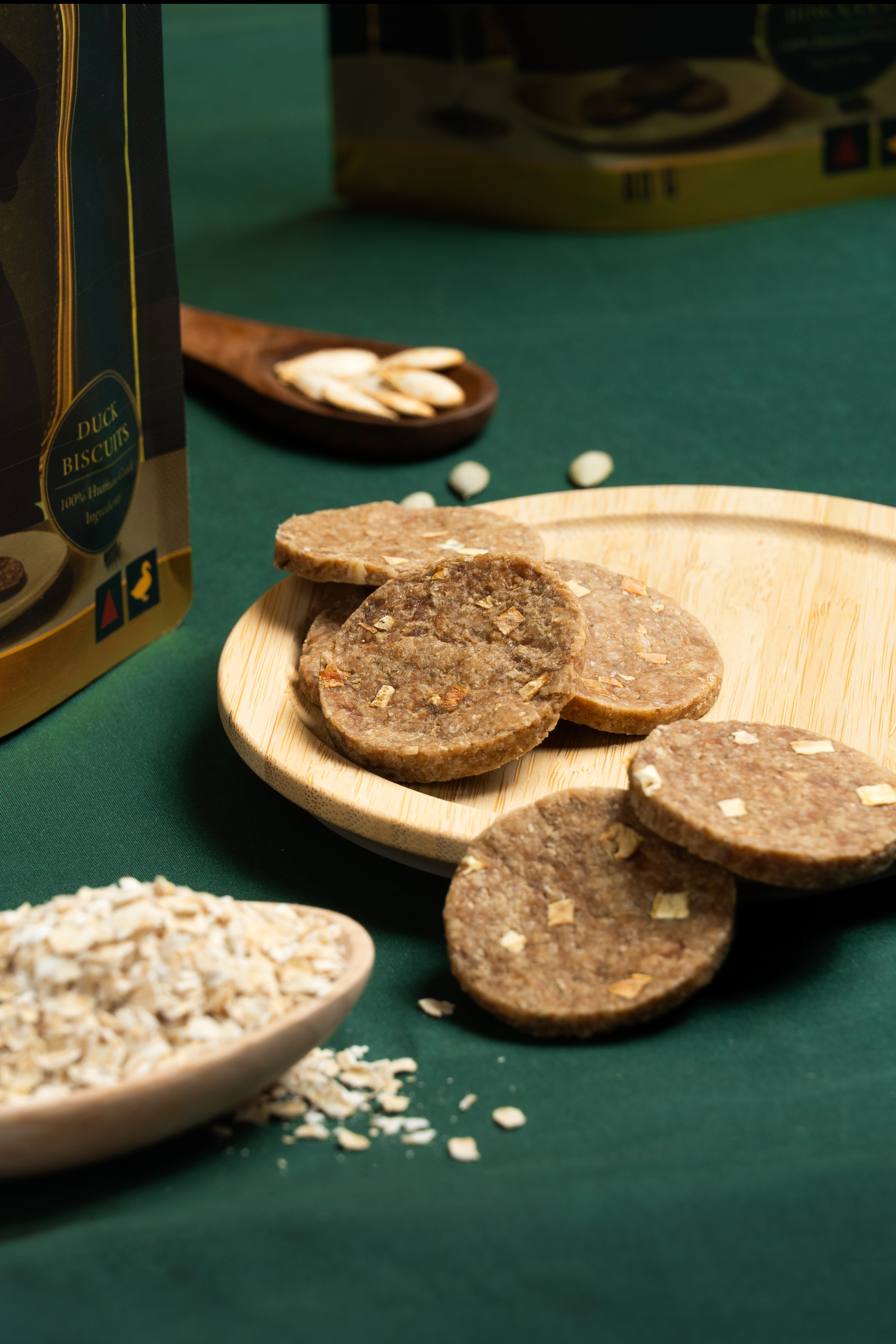 Chewellé Gourmet Duck Biscuit — 100g hypoallergenic dog treat, human-grade free-range duck